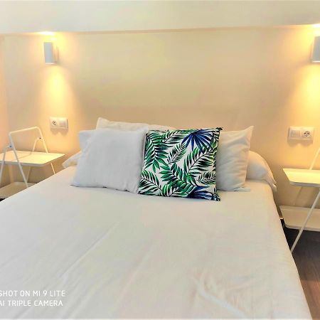 Loft Duplex Varela Beach - Alojamientos La Torre Torre Del Mar Exteriör bild