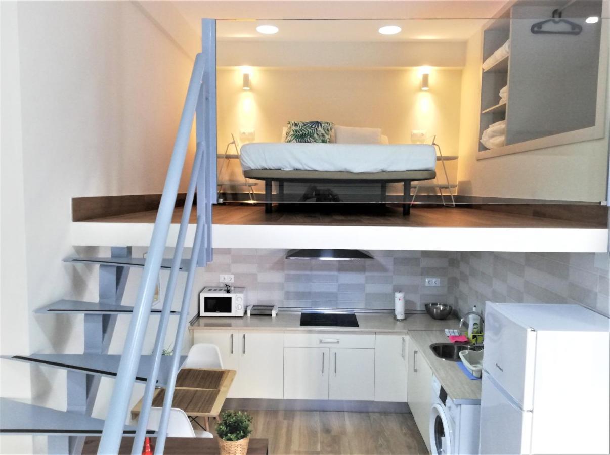 Loft Duplex Varela Beach - Alojamientos La Torre Torre Del Mar Exteriör bild