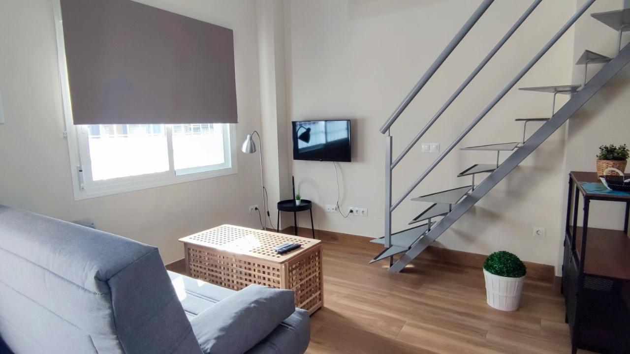 Loft Duplex Varela Beach - Alojamientos La Torre Torre Del Mar Exteriör bild