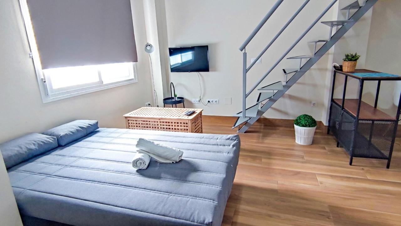 Loft Duplex Varela Beach - Alojamientos La Torre Torre Del Mar Exteriör bild