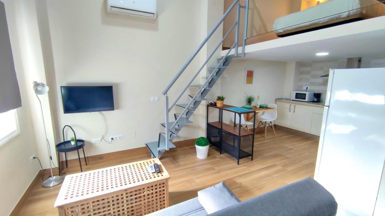 Loft Duplex Varela Beach - Alojamientos La Torre Torre Del Mar Exteriör bild